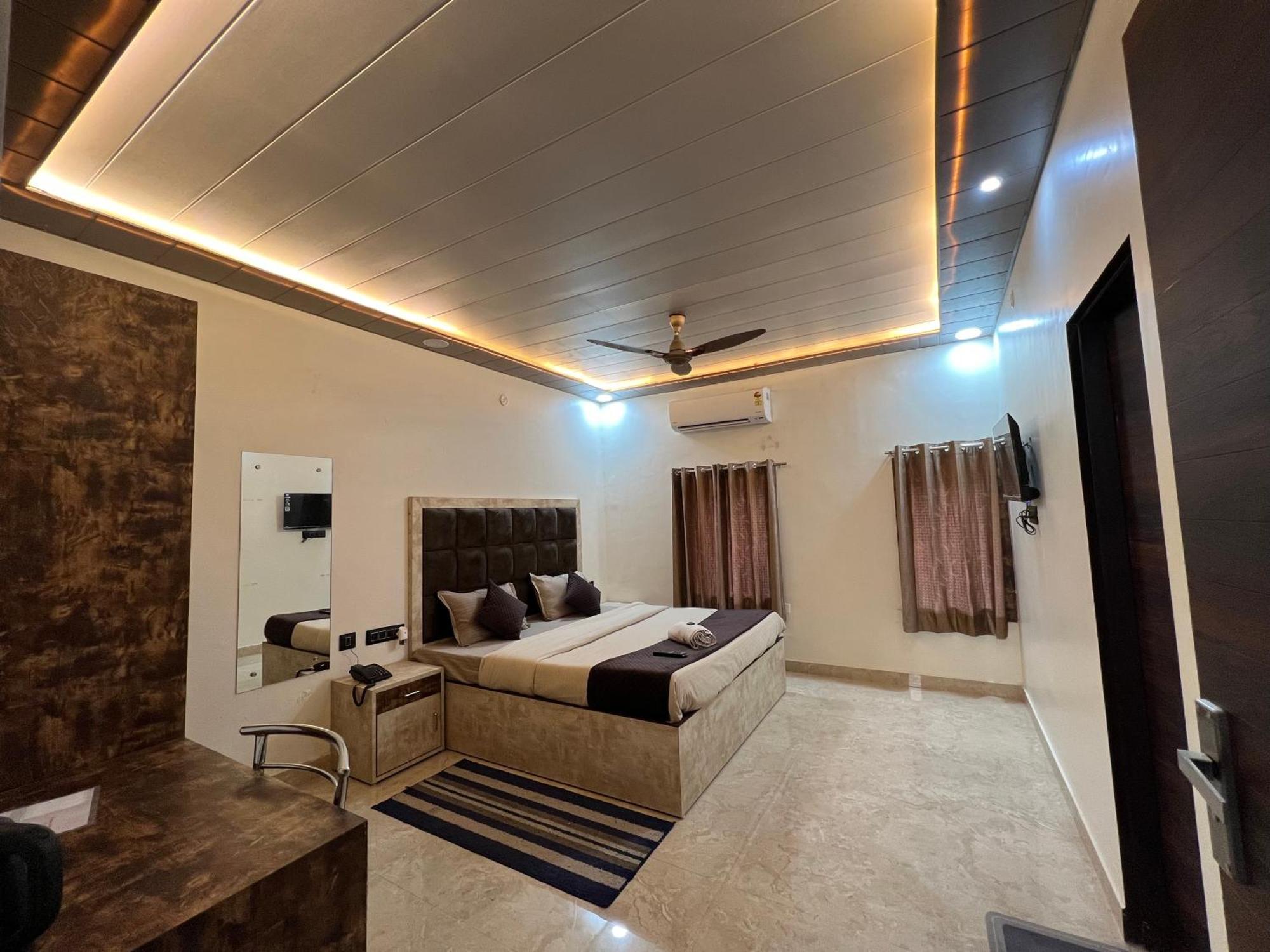 Govindam Royal Stay Jaipur Ngoại thất bức ảnh
