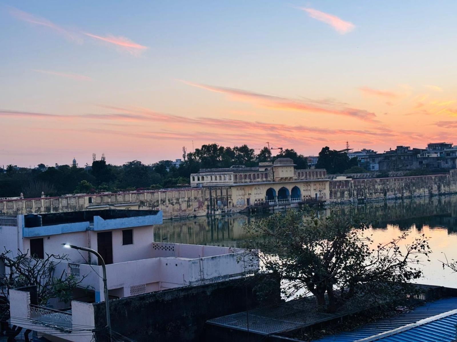 Govindam Royal Stay Jaipur Ngoại thất bức ảnh