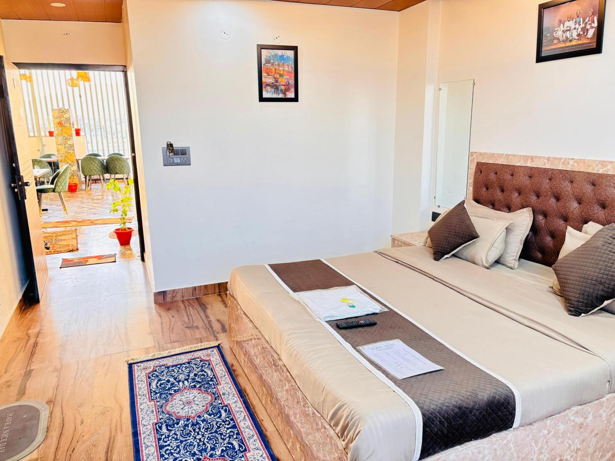 Govindam Royal Stay Jaipur Ngoại thất bức ảnh